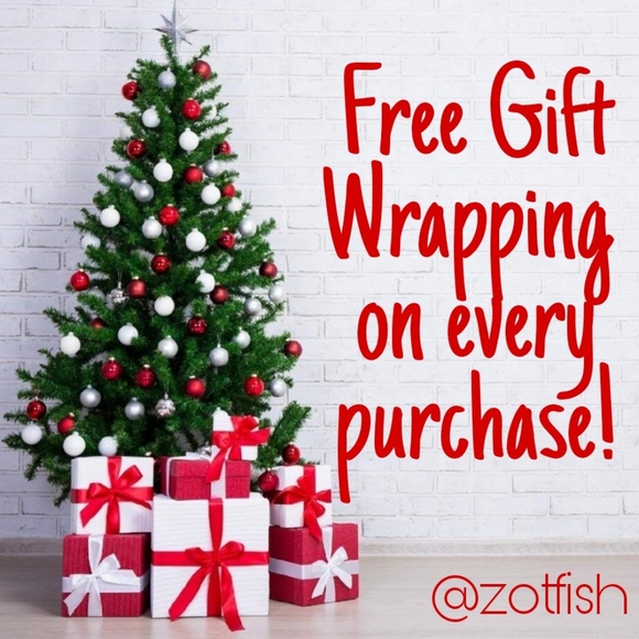 Other - 🎄🎁Free Gift Wrap with purchase!🎁🎄